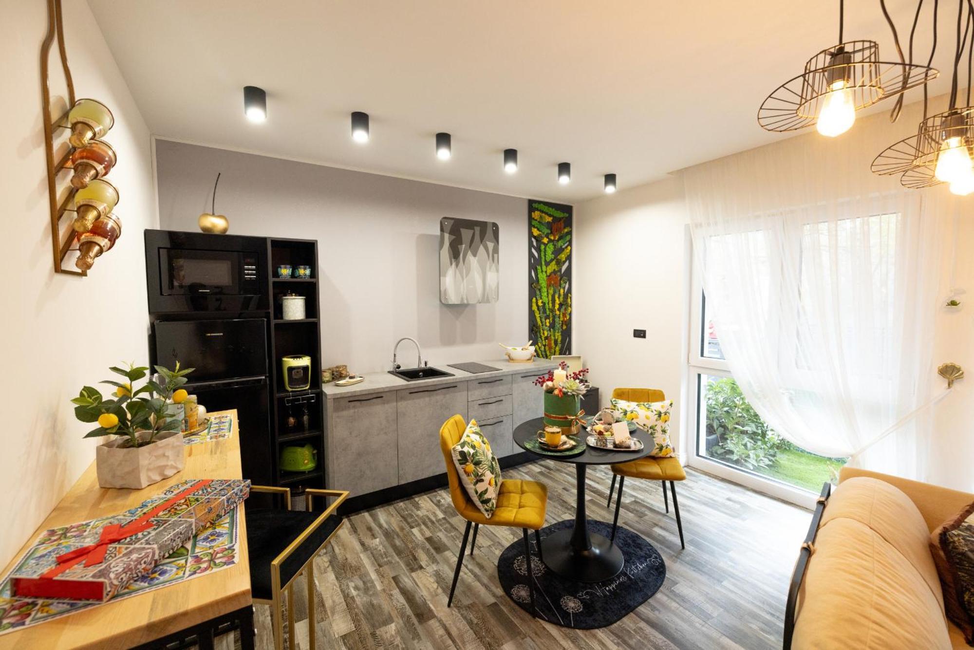 Rentforcomfort 7 Apartment
